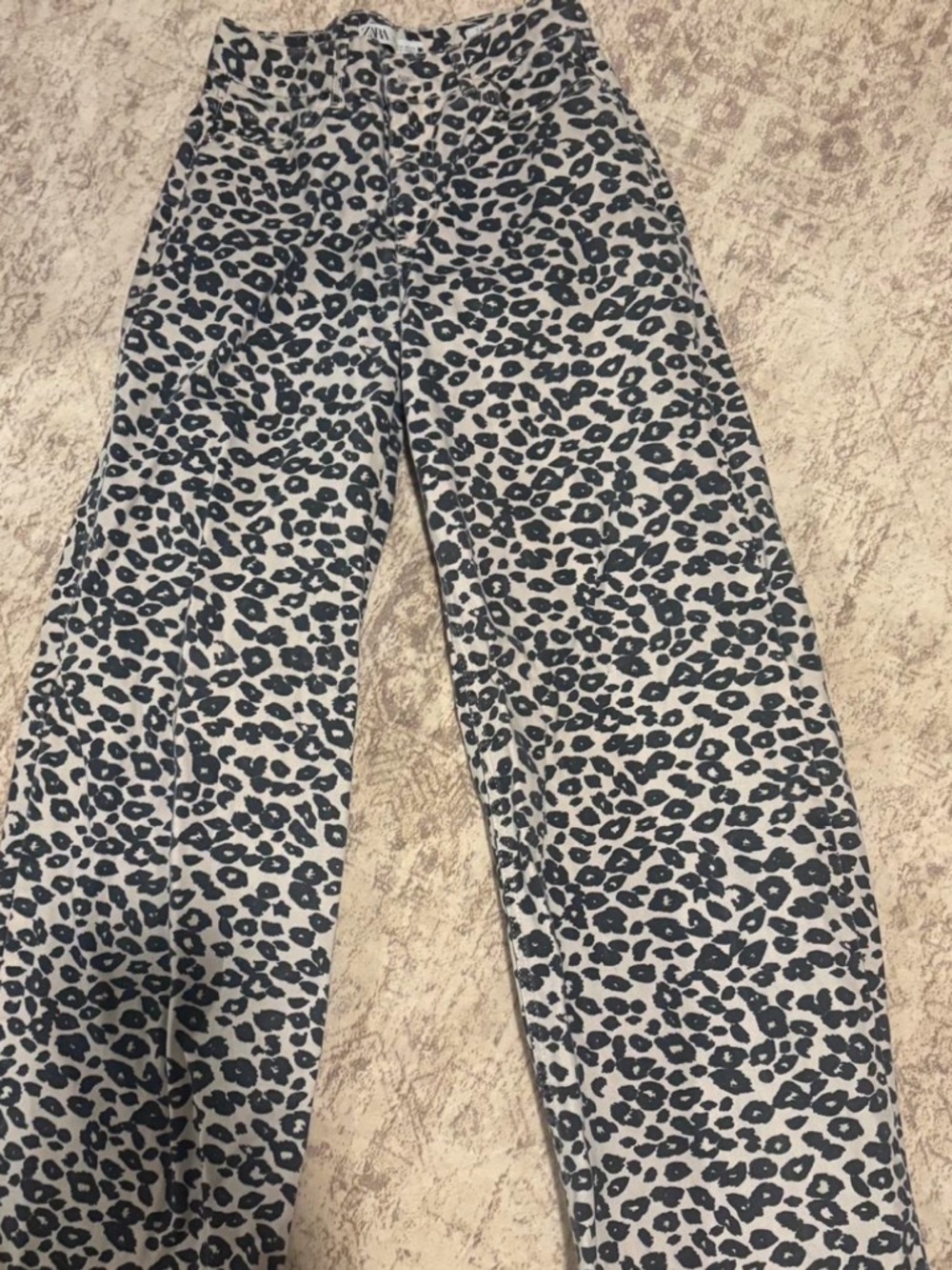 Zara Black and White Leopard Print Wide Leg Jeans
